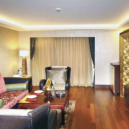 Royal Dragon Ośrodek wypoczynkowy 5*