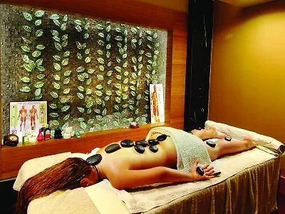 Royal Dragon Resort