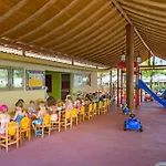 Resort Royal Dragon Side