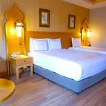 Resort Royal Dragon Side