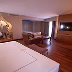 Royal Dragon Resort Side